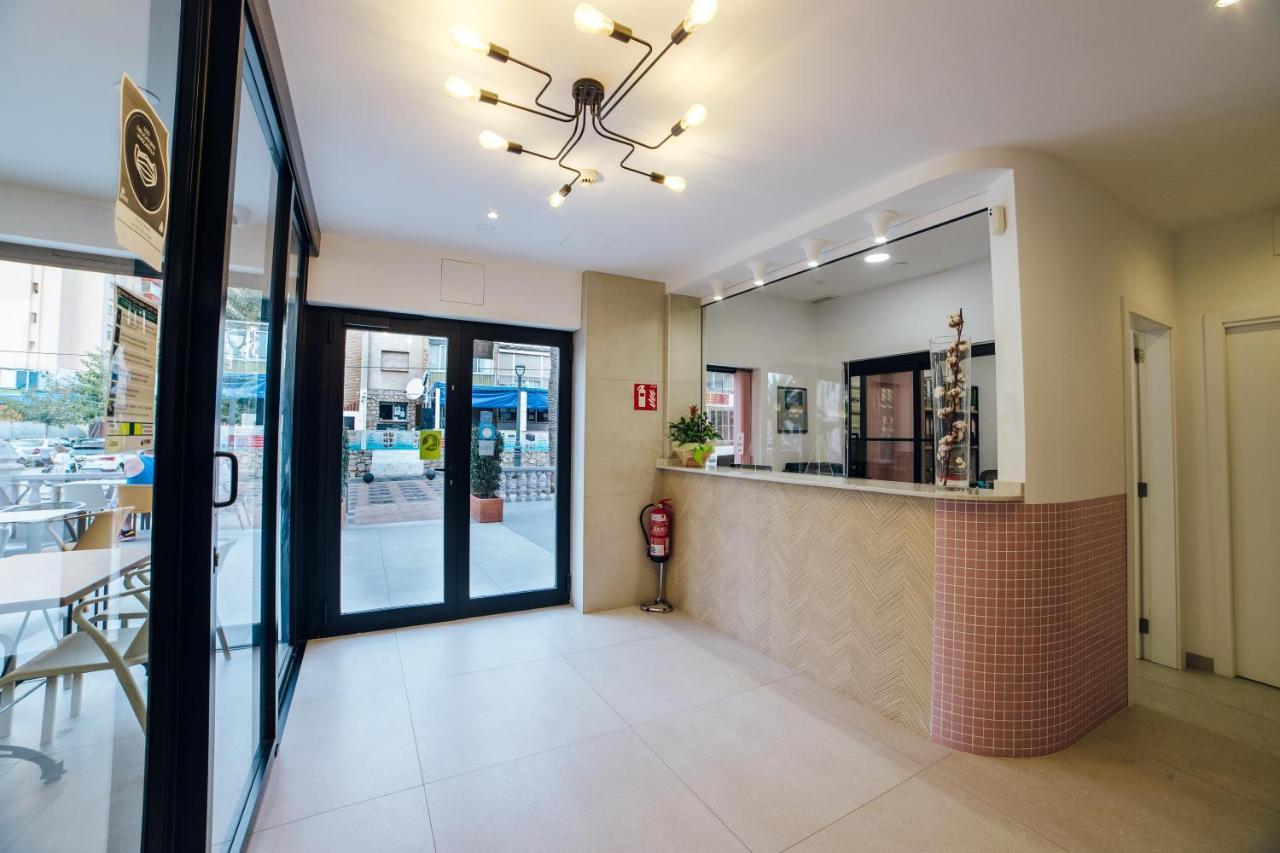 Apartamentos Palm Court Benidorm Exteriör bild