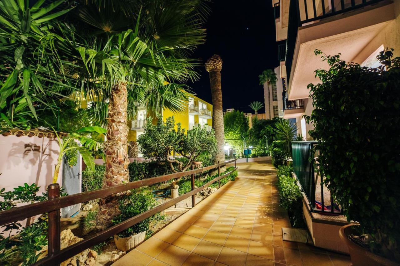 Apartamentos Palm Court Benidorm Exteriör bild